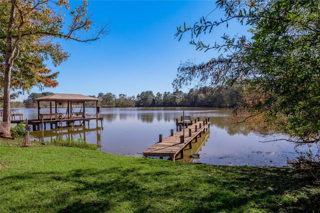 1579 Tara Drive, Trinity, TX 75862