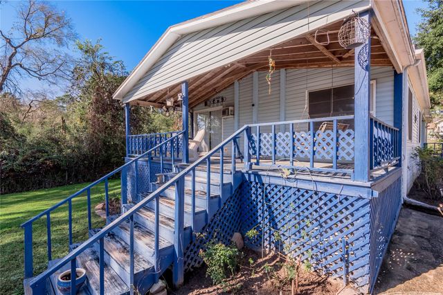 1579 Tara Drive, Trinity, TX 75862