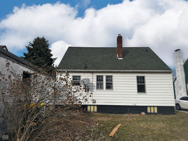 105 E Vinyard Street, Anderson, IN 46012