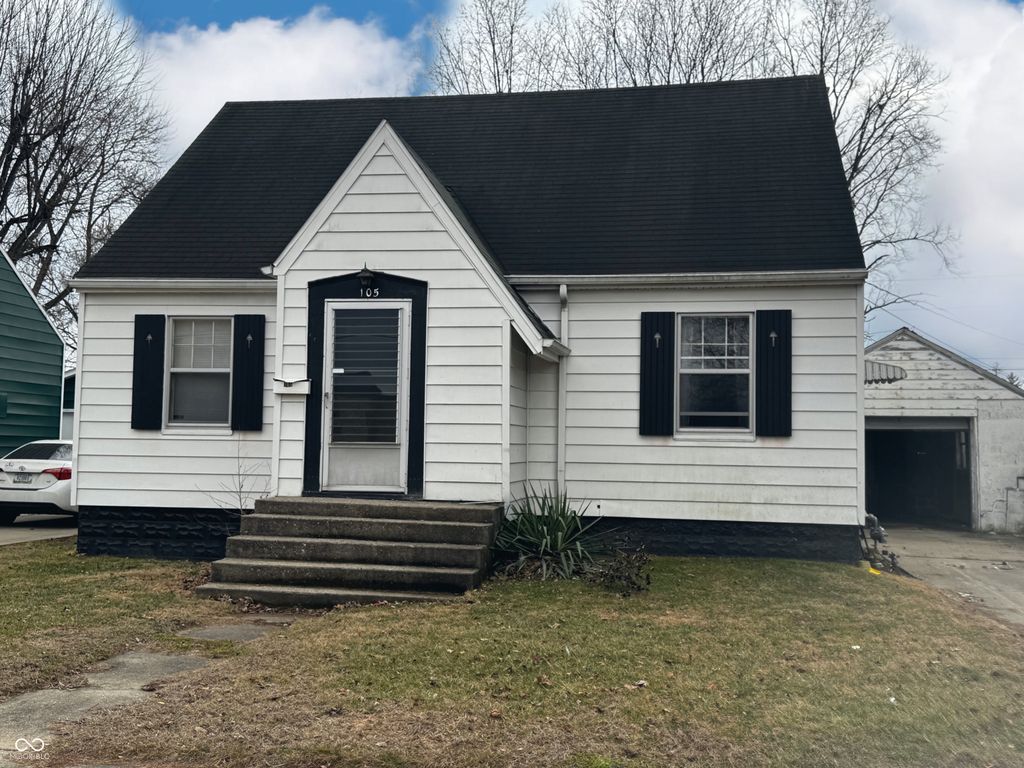 105 E Vinyard Street, Anderson, IN 46012