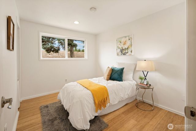 12005 NE 134th Place, Kirkland, WA 98034