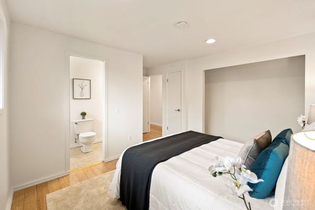 12005 NE 134th Place, Kirkland, WA 98034