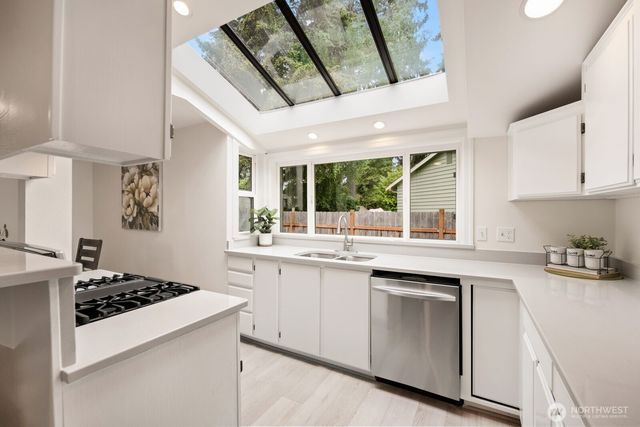 12005 NE 134th Place, Kirkland, WA 98034