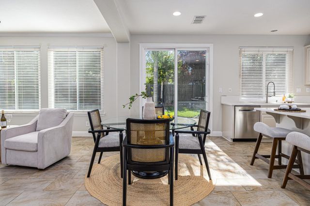821 Dunbar Ct, Lincoln, CA 95648