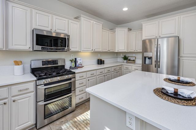 821 Dunbar Ct, Lincoln, CA 95648