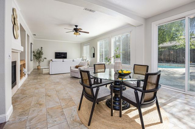 821 Dunbar Ct, Lincoln, CA 95648