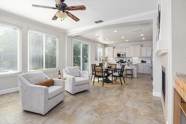 821 Dunbar Ct, Lincoln, CA 95648