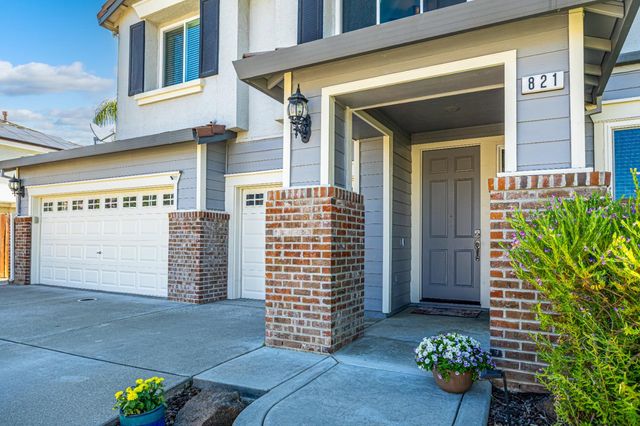 821 Dunbar Ct, Lincoln, CA 95648