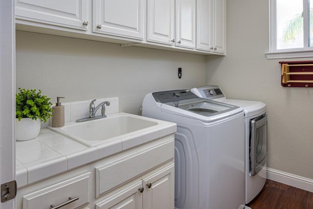 821 Dunbar Ct, Lincoln, CA 95648