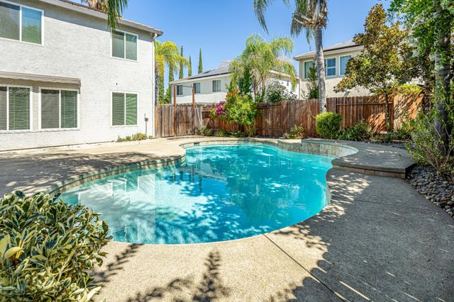 821 Dunbar Ct, Lincoln, CA 95648