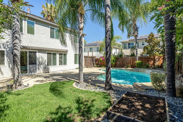 821 Dunbar Ct, Lincoln, CA 95648