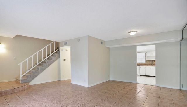 3056 Riverside Drive c6, Coral Springs, FL 33065