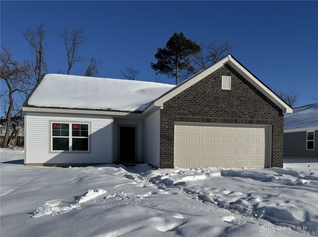 144 Evergreen Way, Brookville, OH 45309