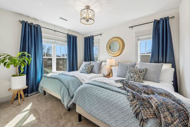 223 Treutland Ave, Nashville, TN 37207