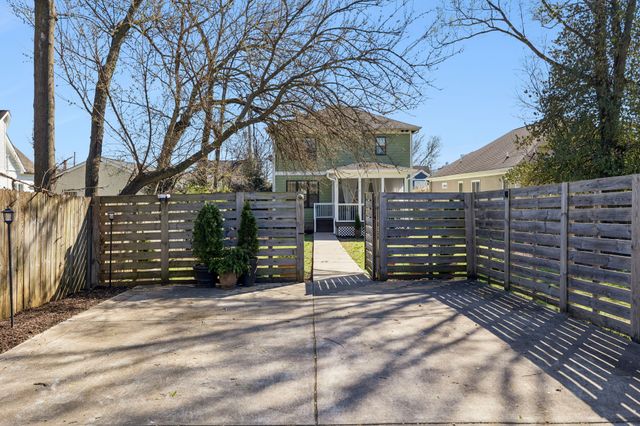 223 Treutland Ave, Nashville, TN 37207