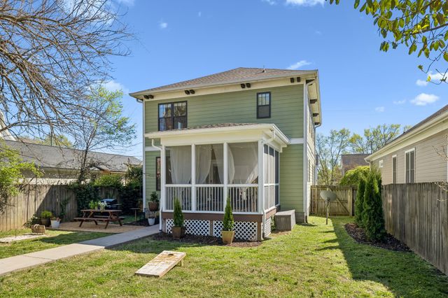223 Treutland Ave, Nashville, TN 37207