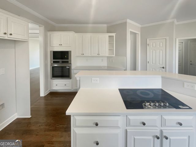 410 Hamilton Park Drive, Roswell, GA 30075