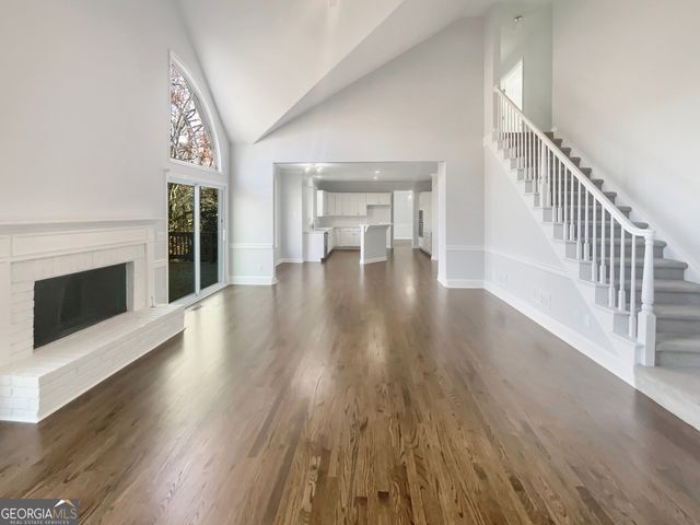 410 Hamilton Park Drive, Roswell, GA 30075