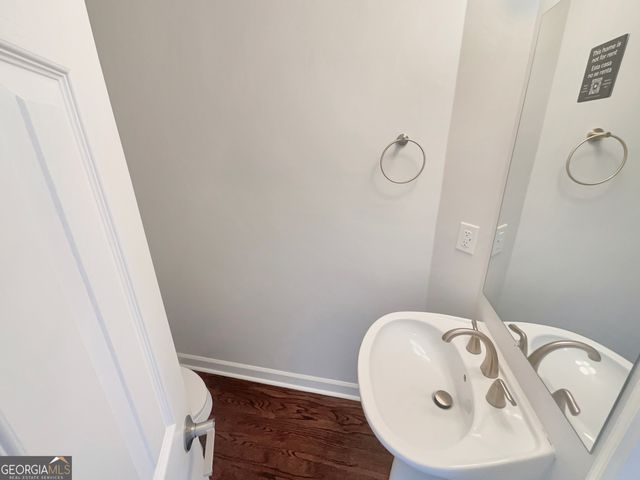 410 Hamilton Park Drive, Roswell, GA 30075