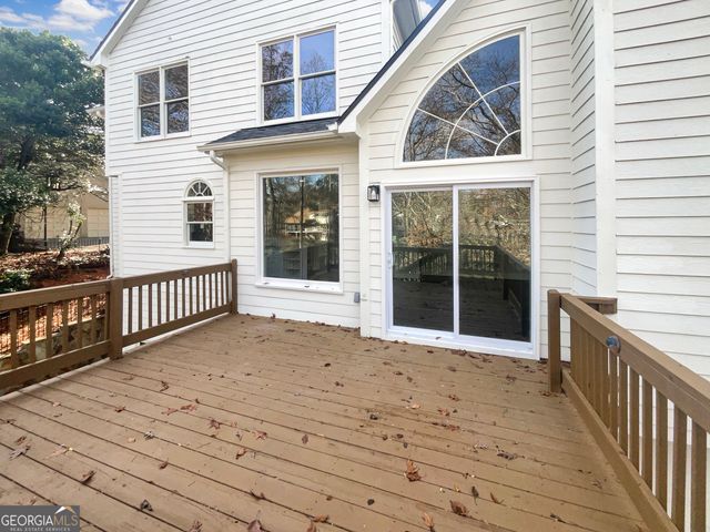 410 Hamilton Park Drive, Roswell, GA 30075