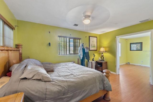 820 3RD AVENUE SW, Largo, FL 33770