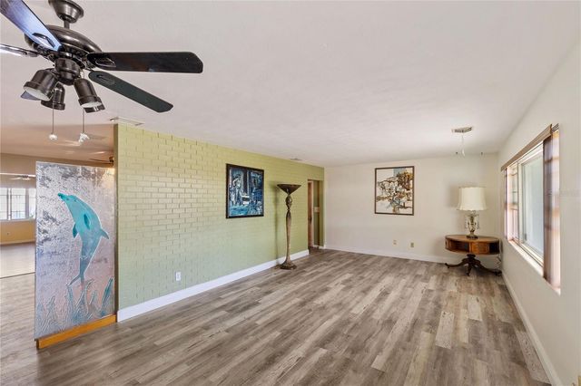 820 3RD AVENUE SW, Largo, FL 33770