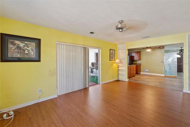 820 3RD AVENUE SW, Largo, FL 33770