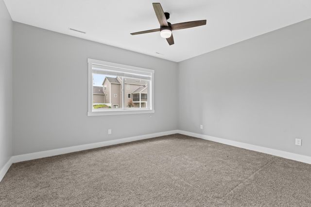 2108 Whitlee Lane SW, Rochester, MN 55902