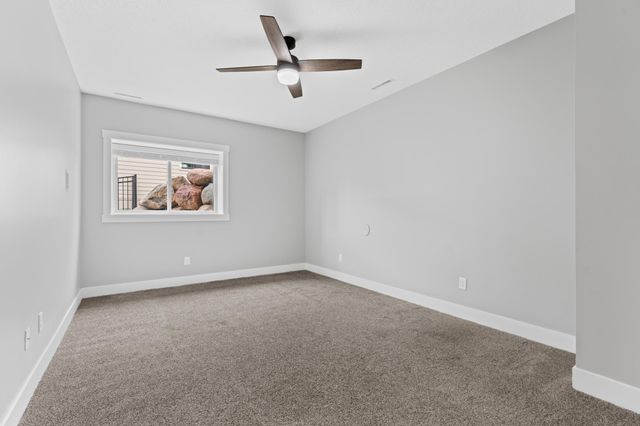2108 Whitlee Lane SW, Rochester, MN 55902