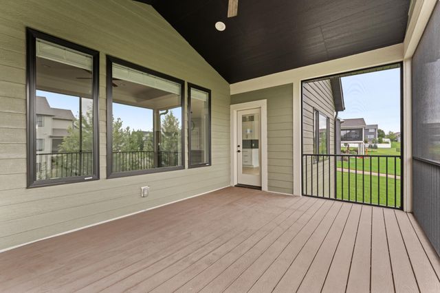2108 Whitlee Lane SW, Rochester, MN 55902