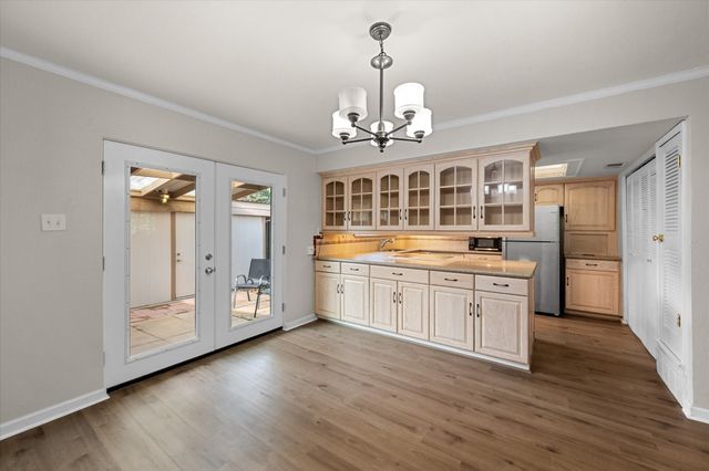370 Westview Terrace, Arlington, TX 76013