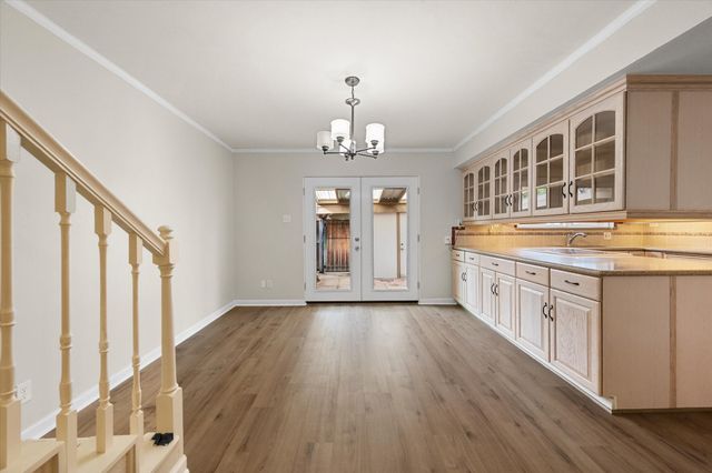 370 Westview Terrace, Arlington, TX 76013