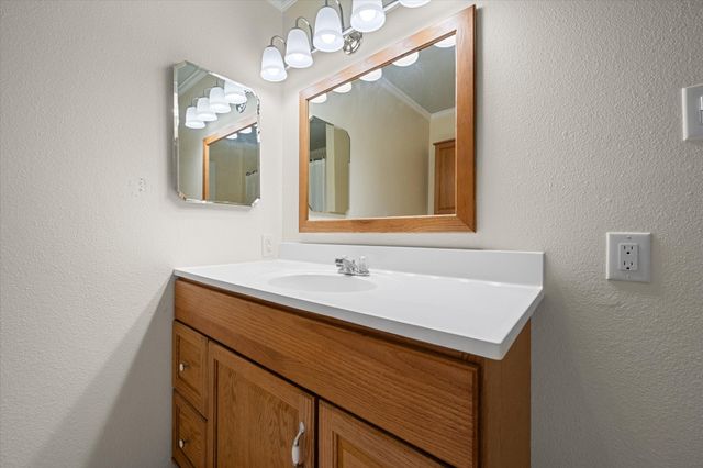 370 Westview Terrace, Arlington, TX 76013