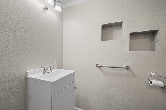 370 Westview Terrace, Arlington, TX 76013