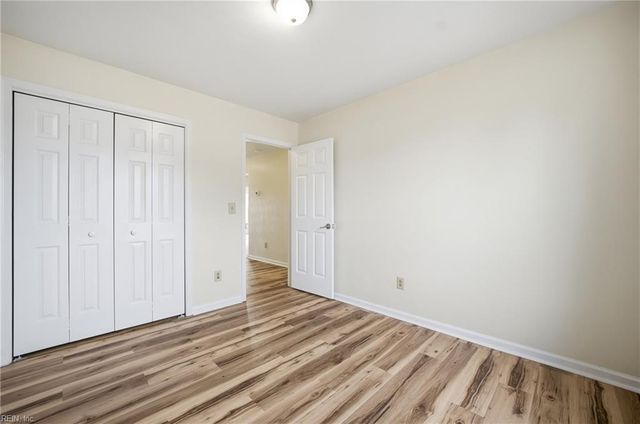 9 Holly Hill CT, Portsmouth, VA 23702