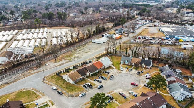 9 Holly Hill CT, Portsmouth, VA 23702