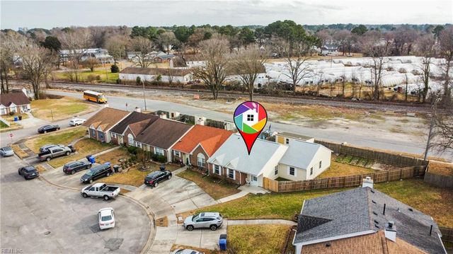 9 Holly Hill CT, Portsmouth, VA 23702