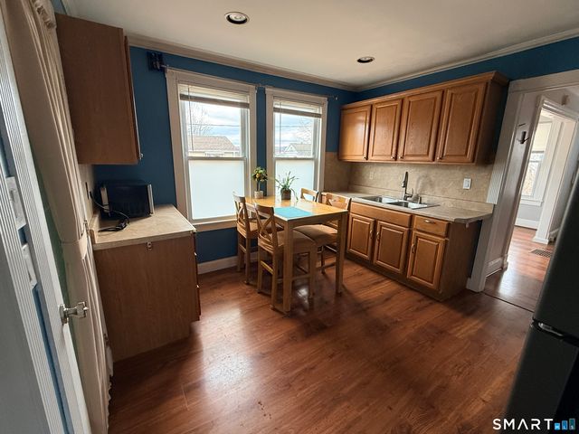 624 Pine Street 1 Fl, Bristol, CT 06010