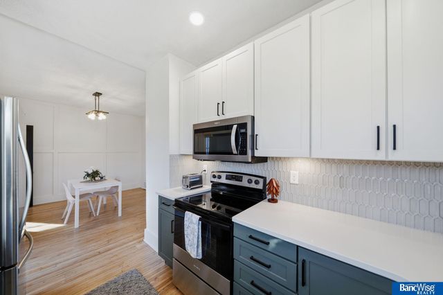 2644 S 12th Street, Lincoln, NE 68502