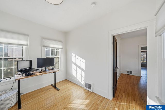 2644 S 12th Street, Lincoln, NE 68502