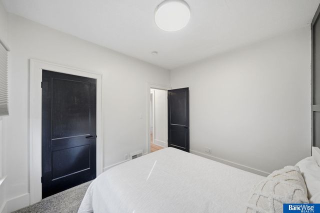 2644 S 12th Street, Lincoln, NE 68502