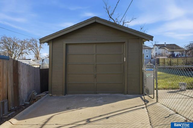 2644 S 12th Street, Lincoln, NE 68502