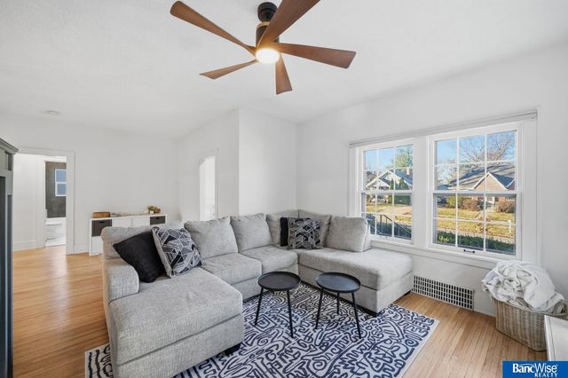 2644 S 12th Street, Lincoln, NE 68502