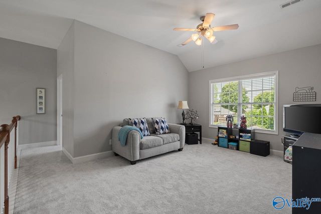 5107 Creekstone Drive, Owens Cross Roads, AL 35763