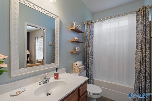 5107 Creekstone Drive, Owens Cross Roads, AL 35763