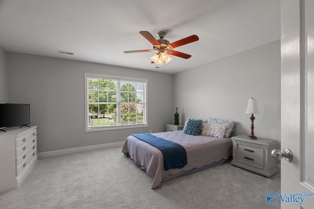 5107 Creekstone Drive, Owens Cross Roads, AL 35763