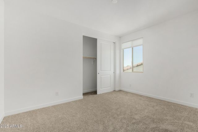 18038 W VOGEL Avenue, Goodyear, AZ 85338