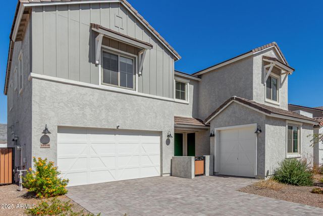 18038 W VOGEL Avenue, Goodyear, AZ 85338