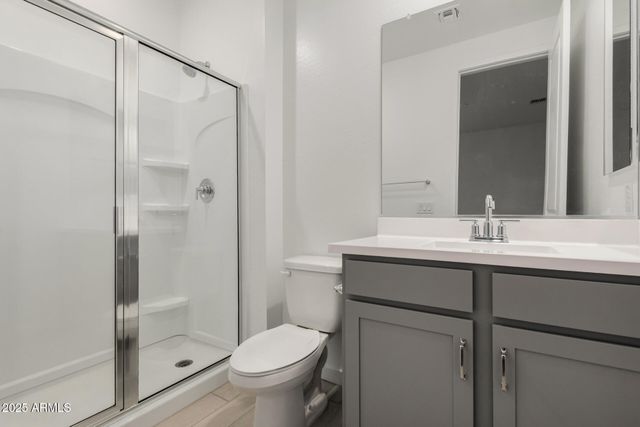 18038 W VOGEL Avenue, Goodyear, AZ 85338