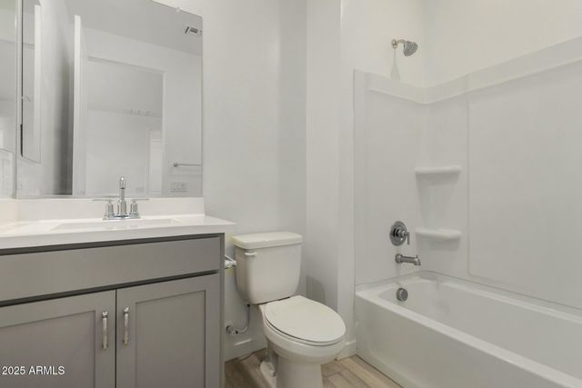 18038 W VOGEL Avenue, Goodyear, AZ 85338